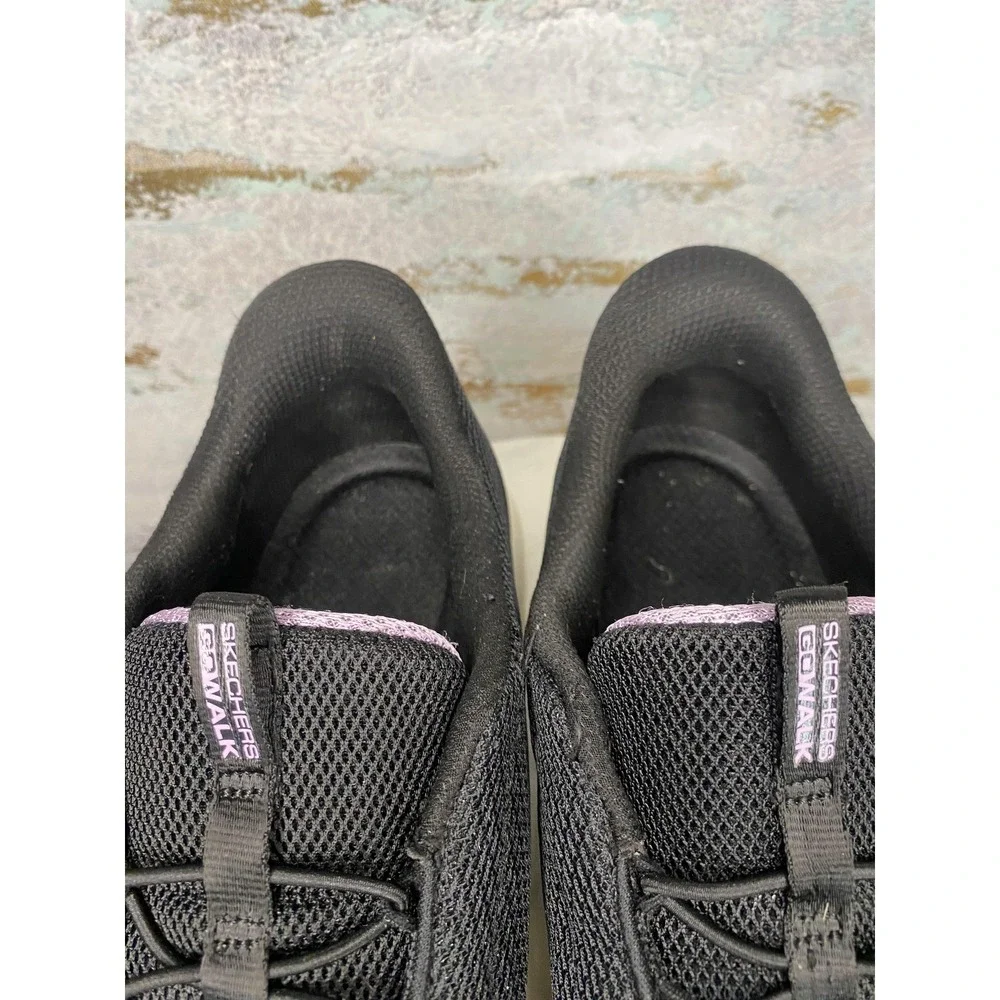 Skechers GOwalk Slip-ins Shoes Womens Size 11 Black Walking Sneakers SN 125277